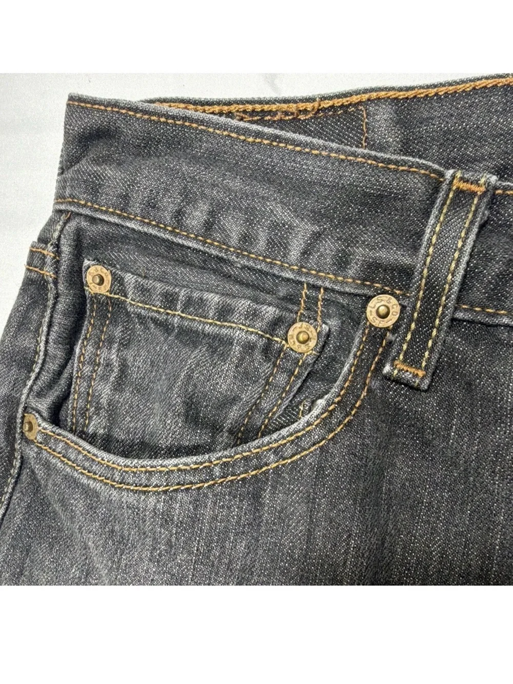 Levi's Men's Straight Jeans in Charcoal Gray